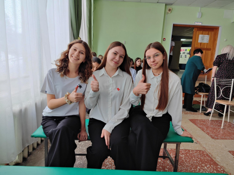 Волонтёры.